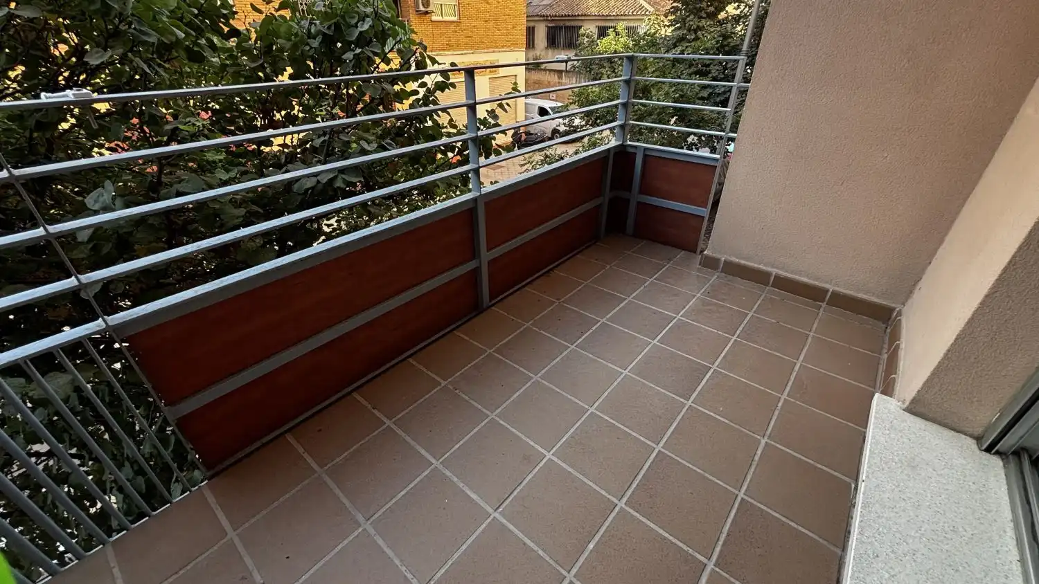 Wohnung zur Miete in SANTA ADELA, Barrio de Zaidín