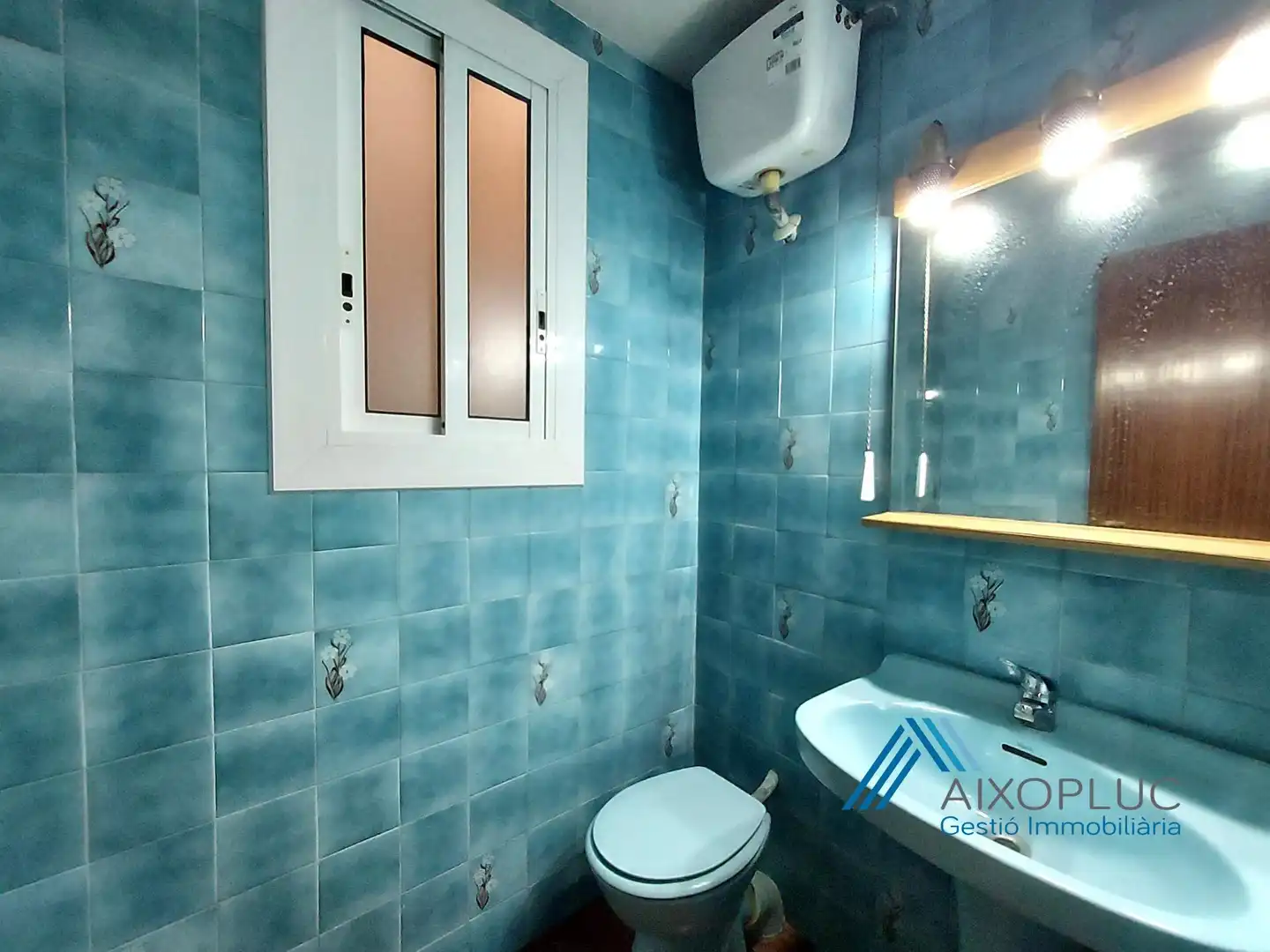 Badezimmer von Wohnung zur Miete in Sant Martí Sarroca