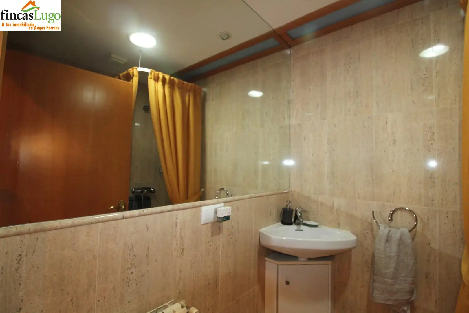Baño de Casa o chalet en venta en Guntín con Calefacción, Jardín privado y Terraza