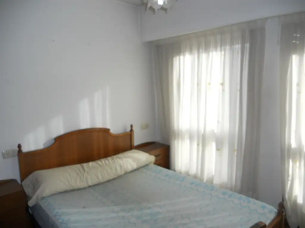 Habitación de Piso en venta en Ames con Calefacción, Trastero y Amueblado