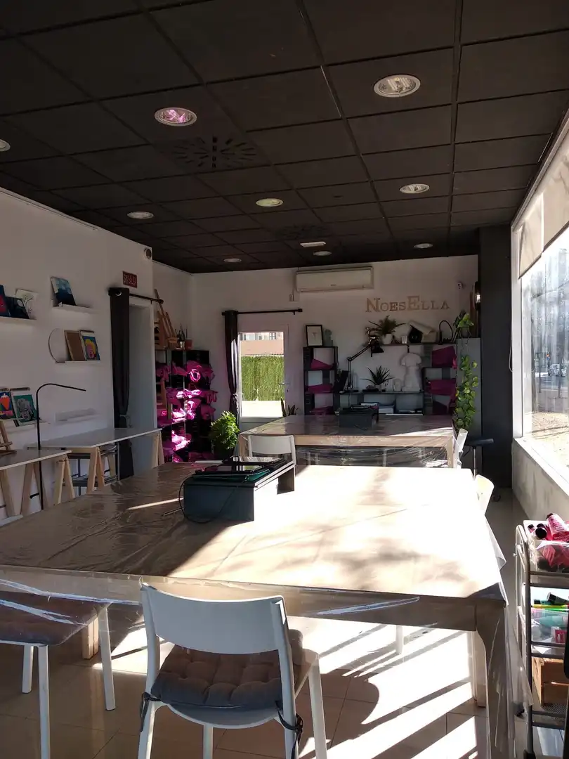 Local en venta en Zaragoza con Aire acondicionado