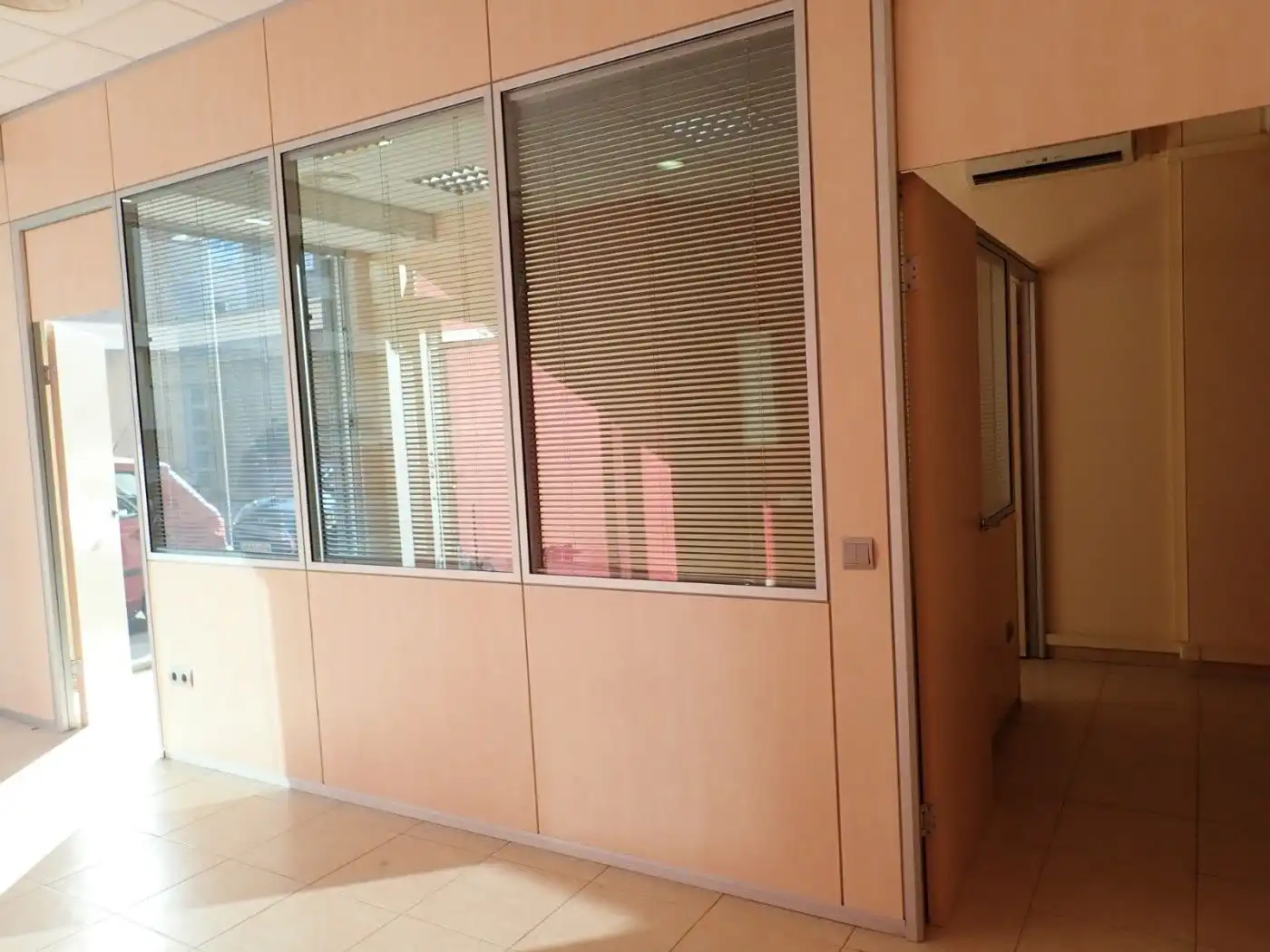 Büro zur Miete in Gavà mit Klimaanlage, Heizung und Möbliert