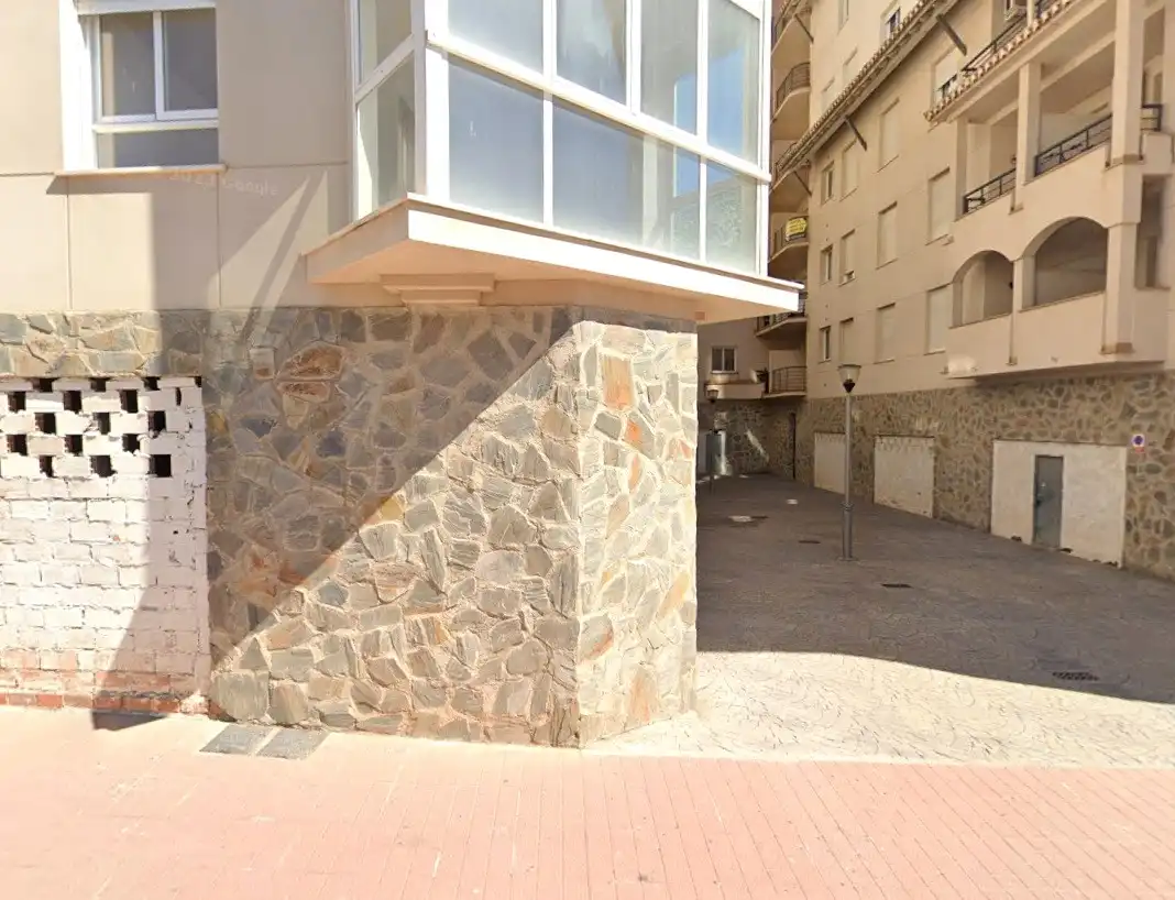 Vista exterior de Pis en venda en Cogollos de la Vega