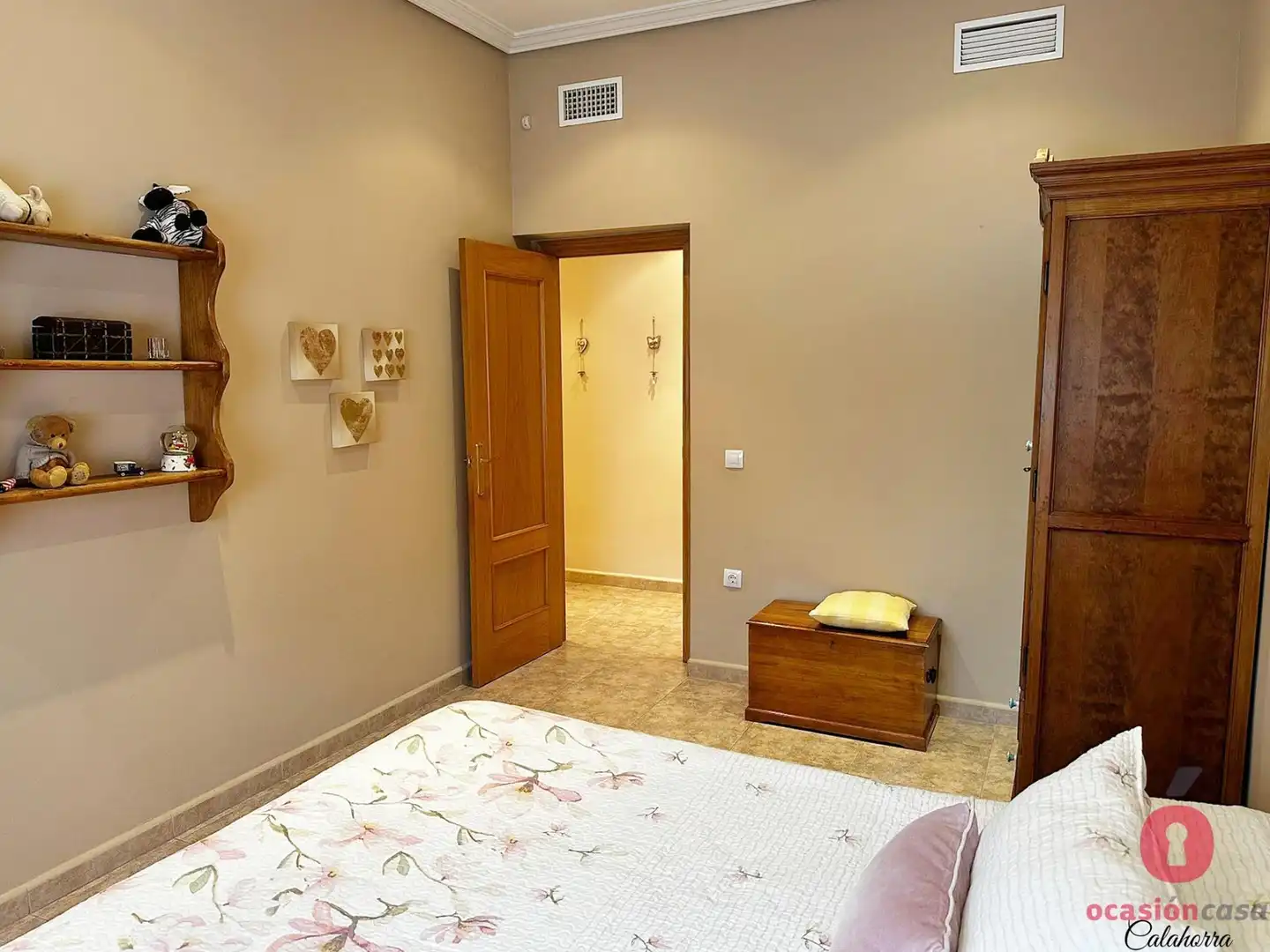 Bedroom of Country homes for sale in Almodóvar del Río  with Air Conditioner, Private garden and Storage room