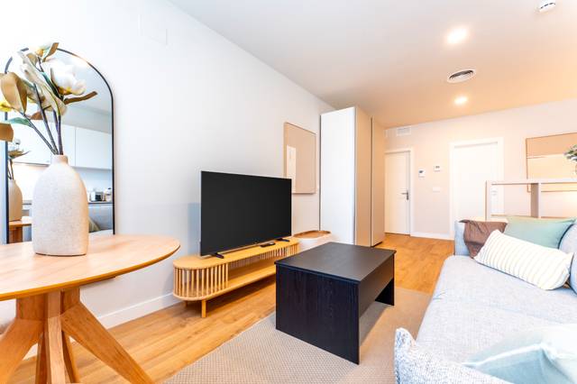 Estudio en Alquiler en Avenida de las Ciencias, 39 en Colores -  Entreparques