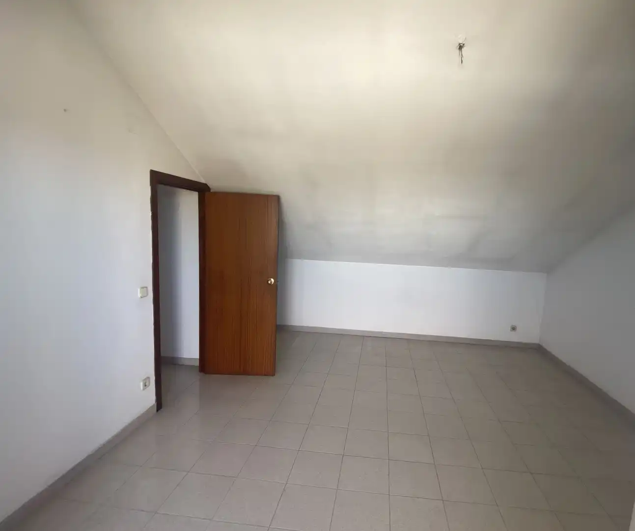 Casa adosada en venta en Girona con Calefacción, Jardín privado y Terraza