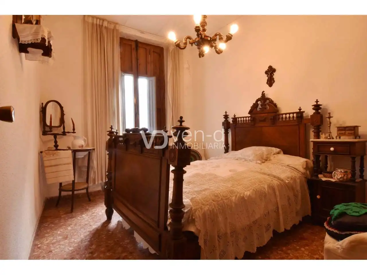 Habitación de Dúplex en venta en Enguera con Terraza y Balcón
