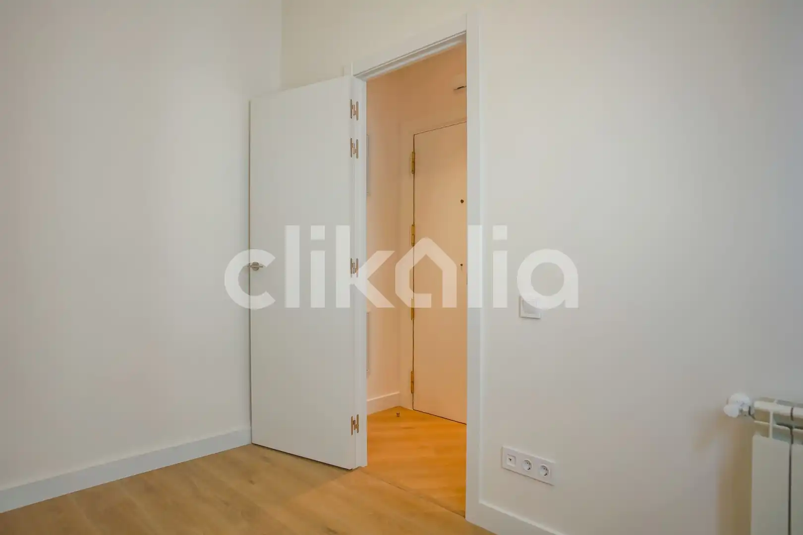 Flat for sale in Madrid  with Air Conditioner and Heating