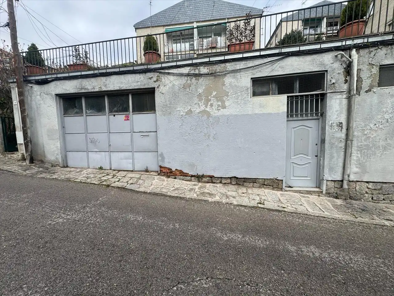 Oficina en venta en Santa Rosa, Abantos - Carmelitas