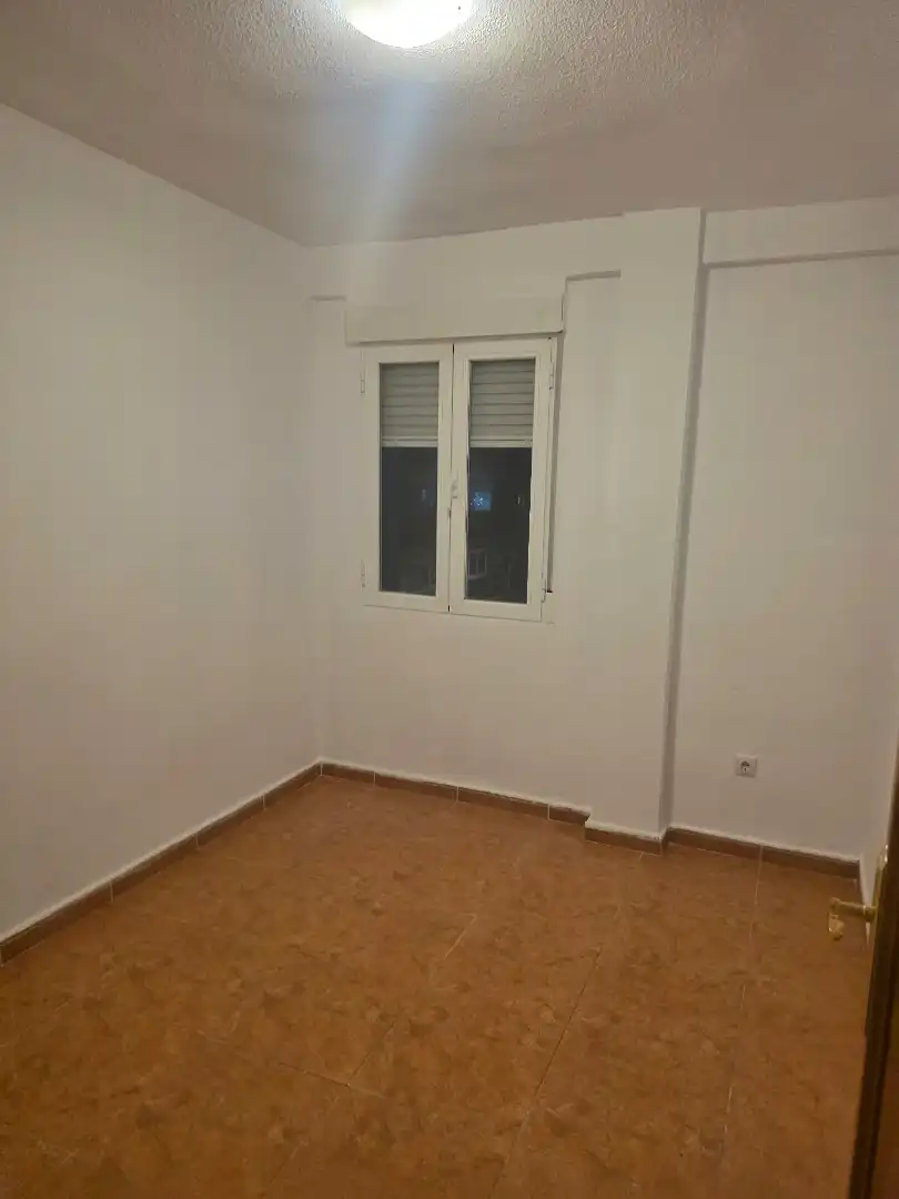 Schlafzimmer von Wohnung zum Verkauf in Reyes