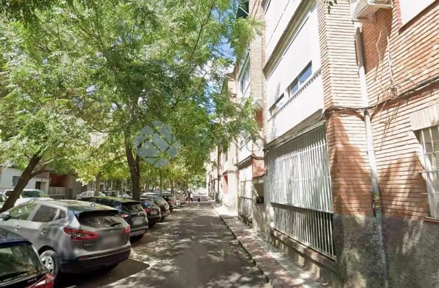 Vista exterior de Piso en venta en Madrid