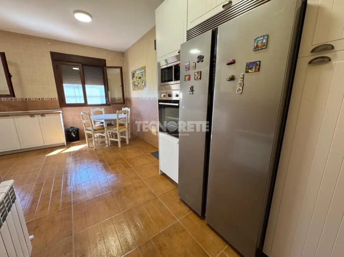 Cocina de Casa o chalet en venta en Cebolla con Aire acondicionado, Calefacción y Jardín privado