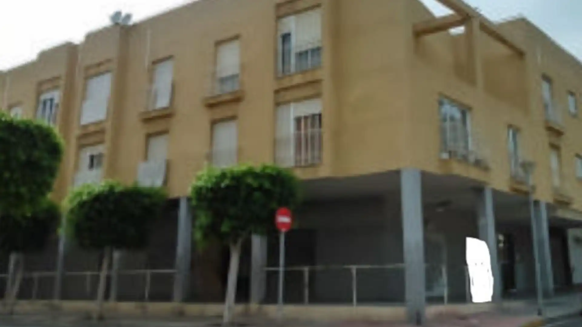Vista exterior de Piso en venta en  Almería Capital