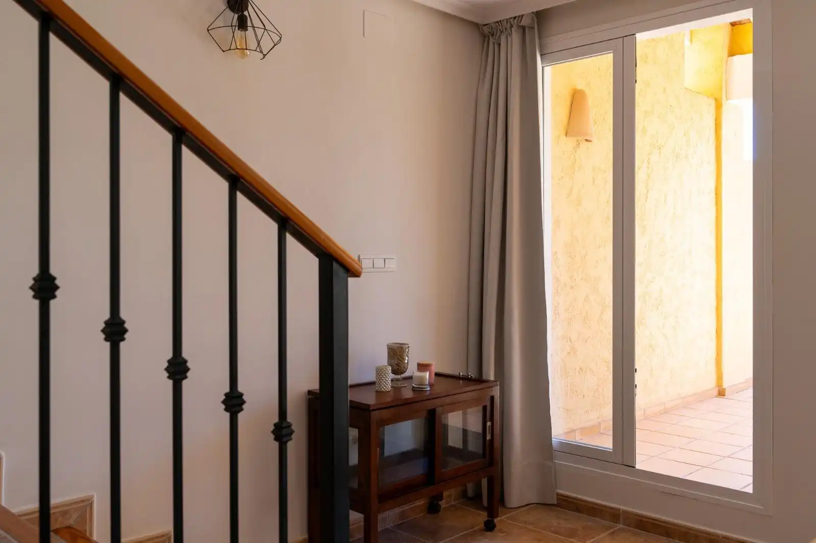 Einfamilien-Reihenhaus zum Verkauf in Altea mit Klimaanlage, Heizung und Privatgarten