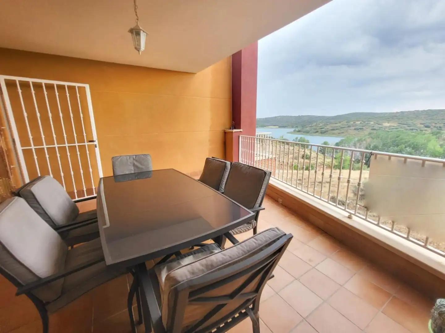 Dúplex con piscina en venta en Ruidera, imagen 3