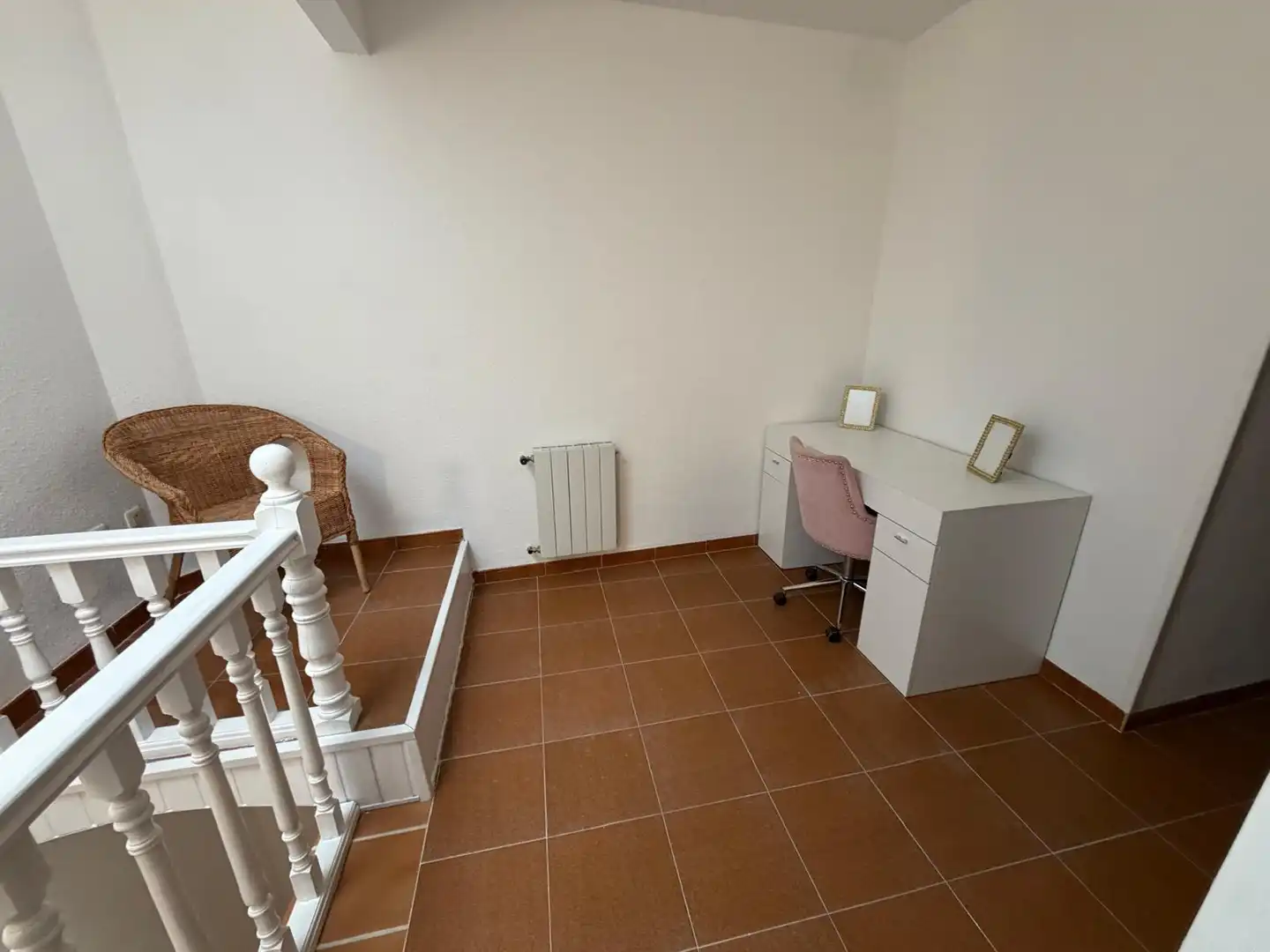 Casa o chalet en venta en Navamorcuende con Calefacción, Terraza y Amueblado
