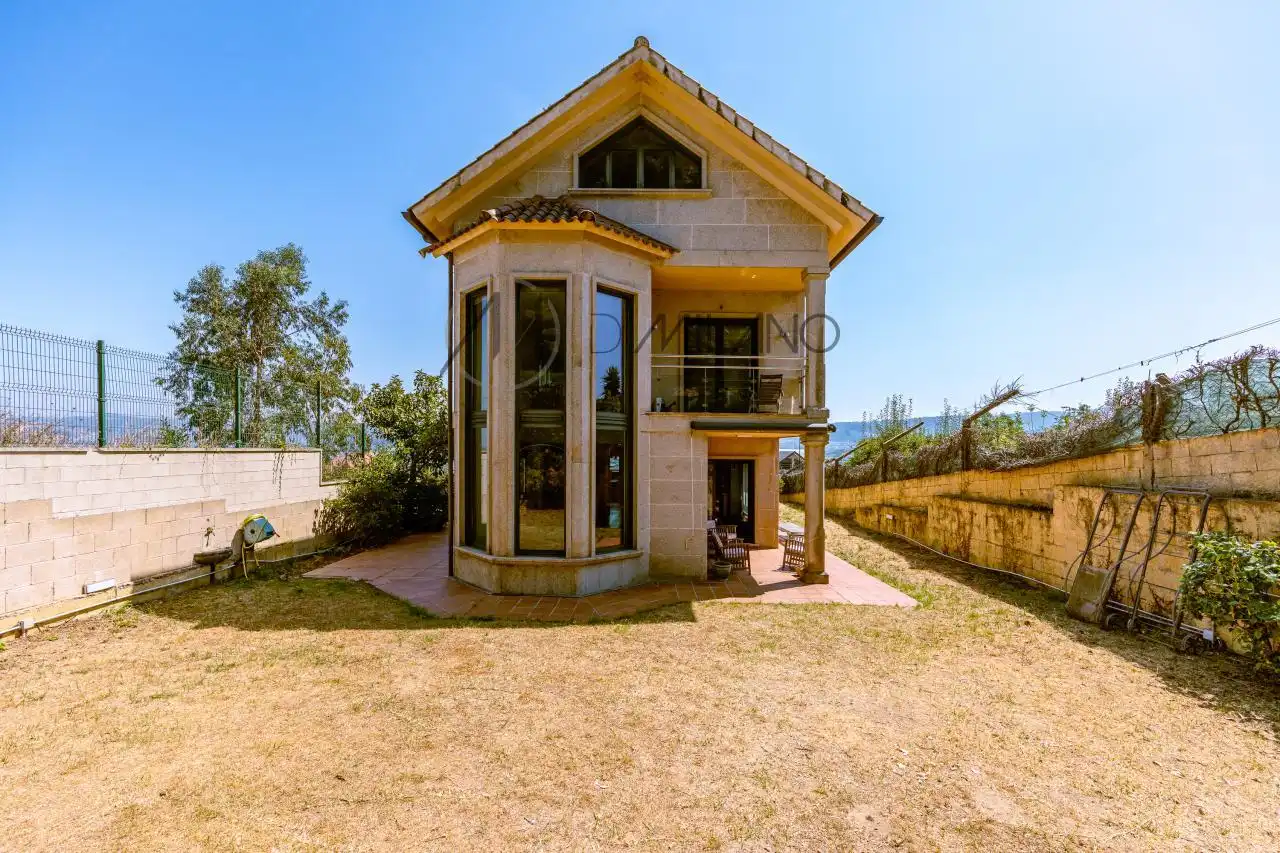 Casa o chalet en venta en Seixo-Beade, Valadares - Beade