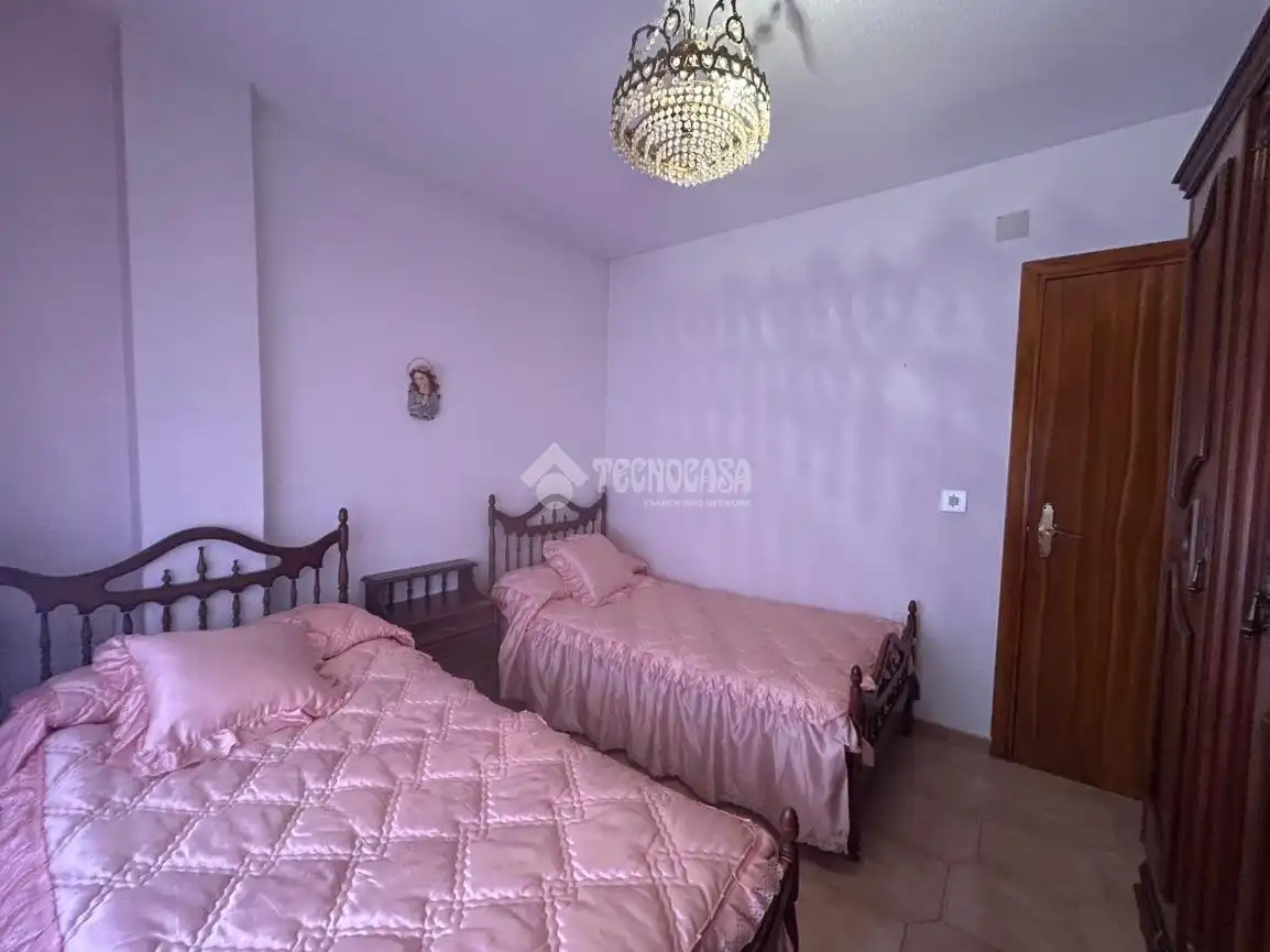Schlafzimmer von Wohnung zum Verkauf in Argamasilla de Calatrava mit Klimaanlage, Heizung und Terrasse