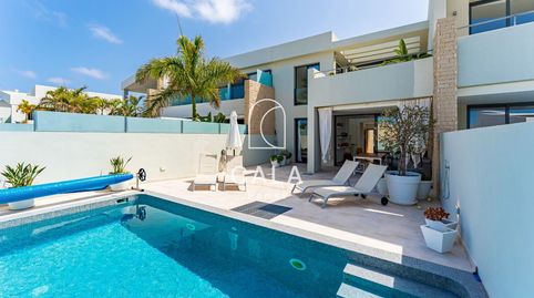 Foto 3 de Casa o chalet en venta en Neveda, La Caleta, Adeje