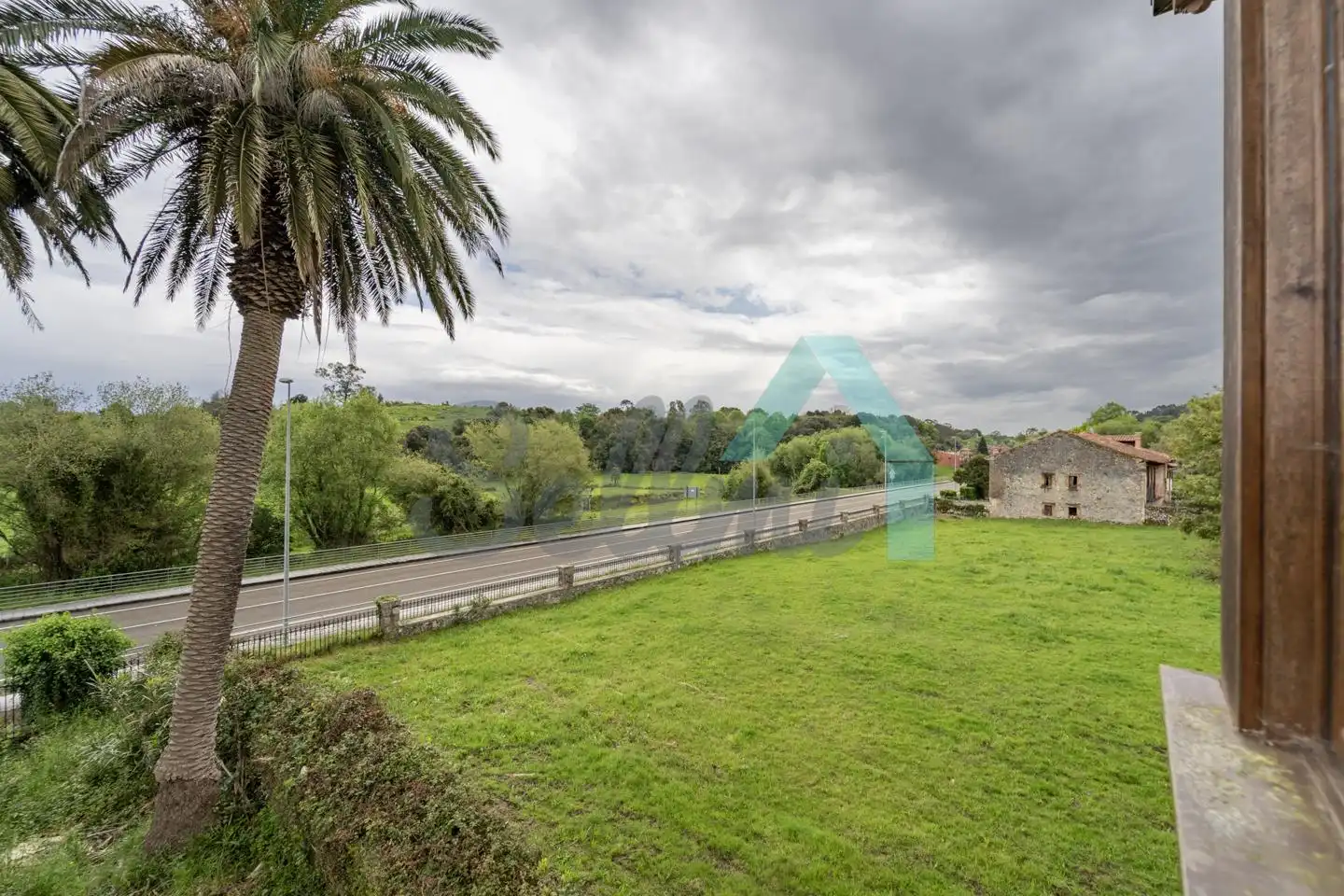 Vista exterior de Casa o chalet en venta en Llanes con Calefacción, Jardín privado y Parquet