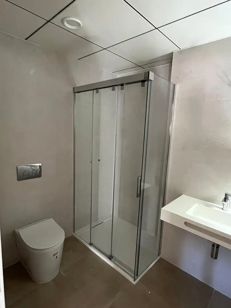 Bathroom of Flat for rent in Badajoz  with Heating, Private garden and Terrace