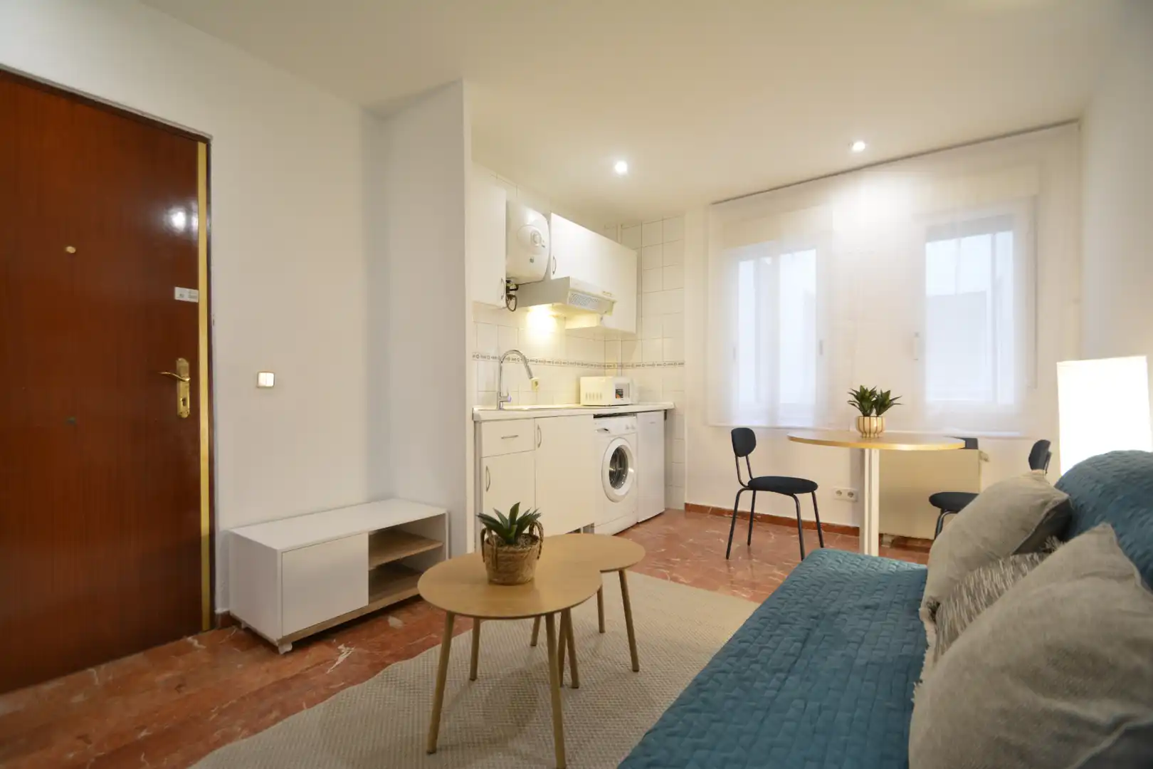Schlafzimmer von Wohnung zur Miete in  Madrid Capital mit Heizung und Möbliert