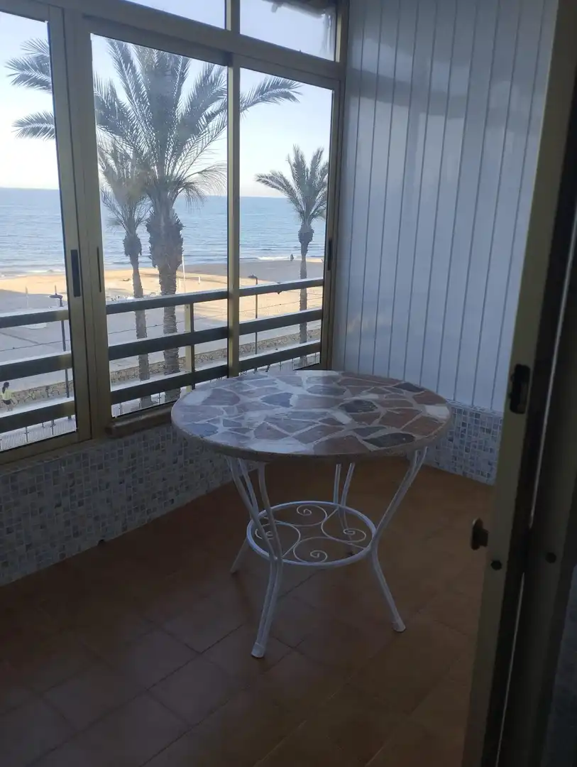 Terrasse von Wohnung zur Miete in El Campello mit Privatgarten, Terrasse und Möbliert