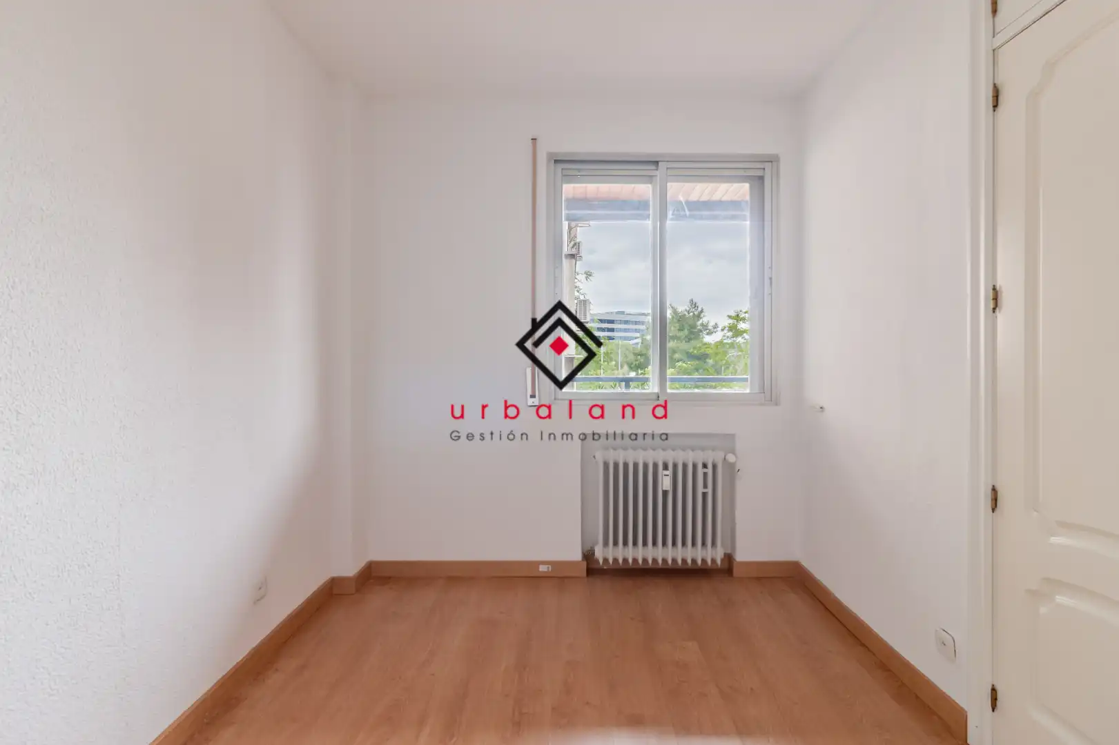 Bedroom of Attic for sale in Madrid  with Air Conditioner, Heating and Terrace