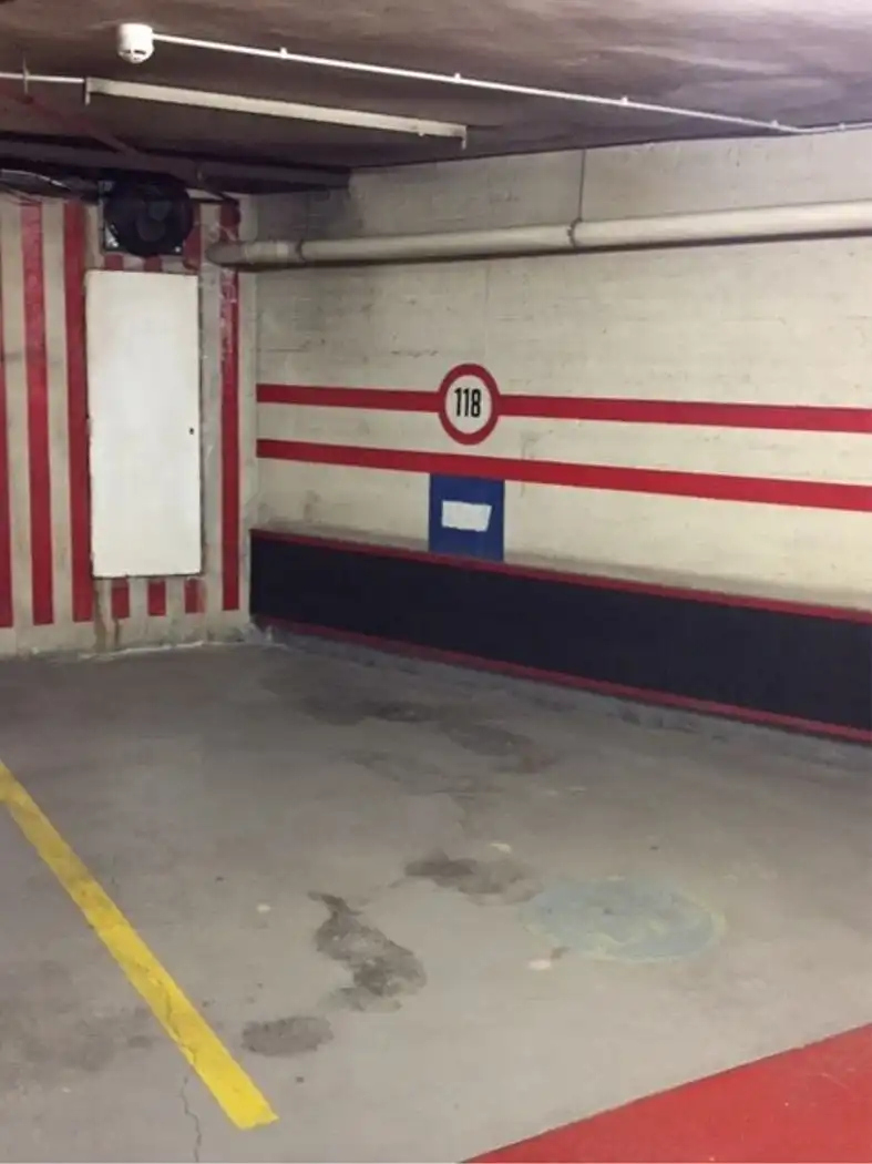 Einzelparkplatz zur Miete in Gràcia, imagen 4