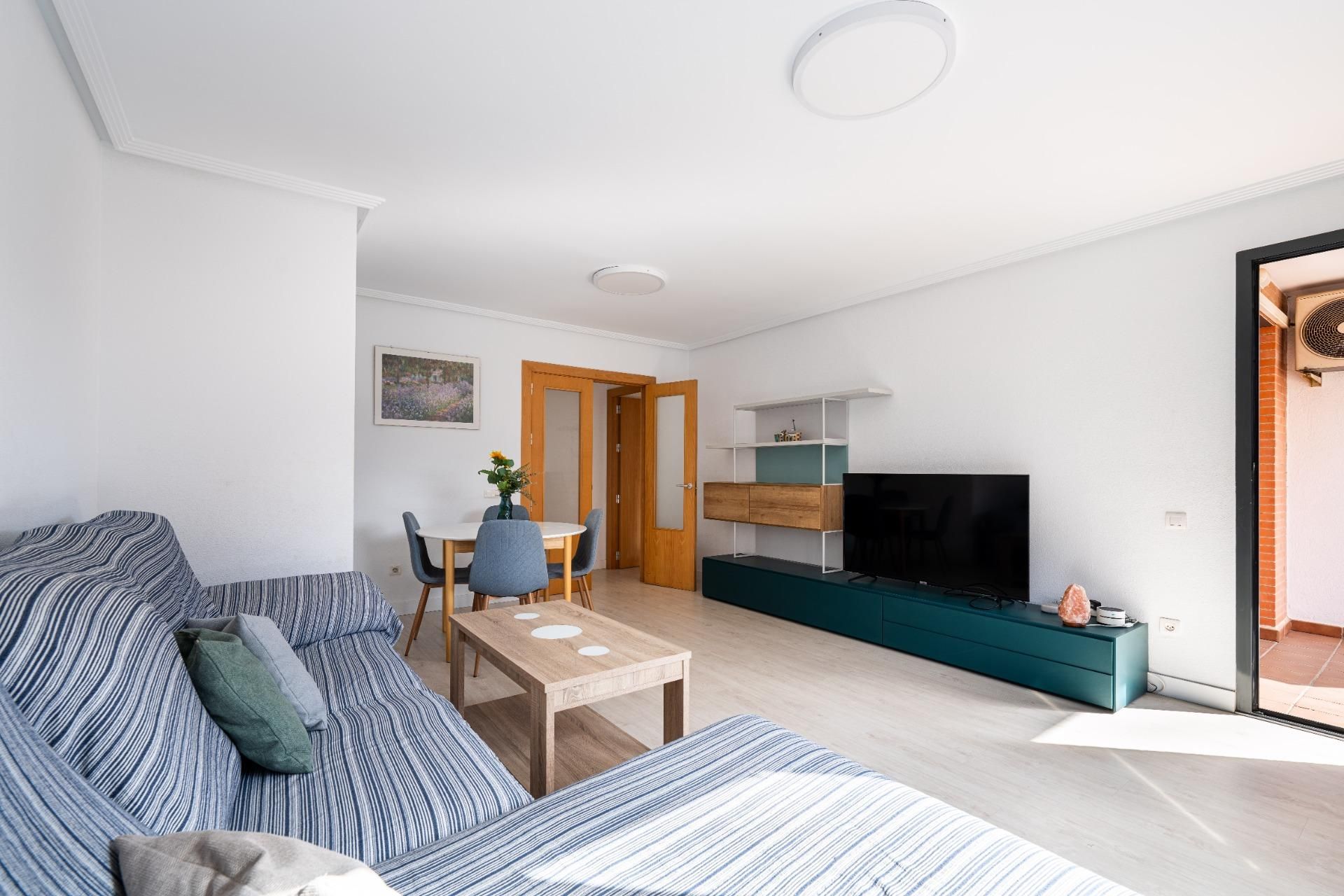 Living room of Flat to rent in  Almería Capital  with Heating, Terrace and Storage room