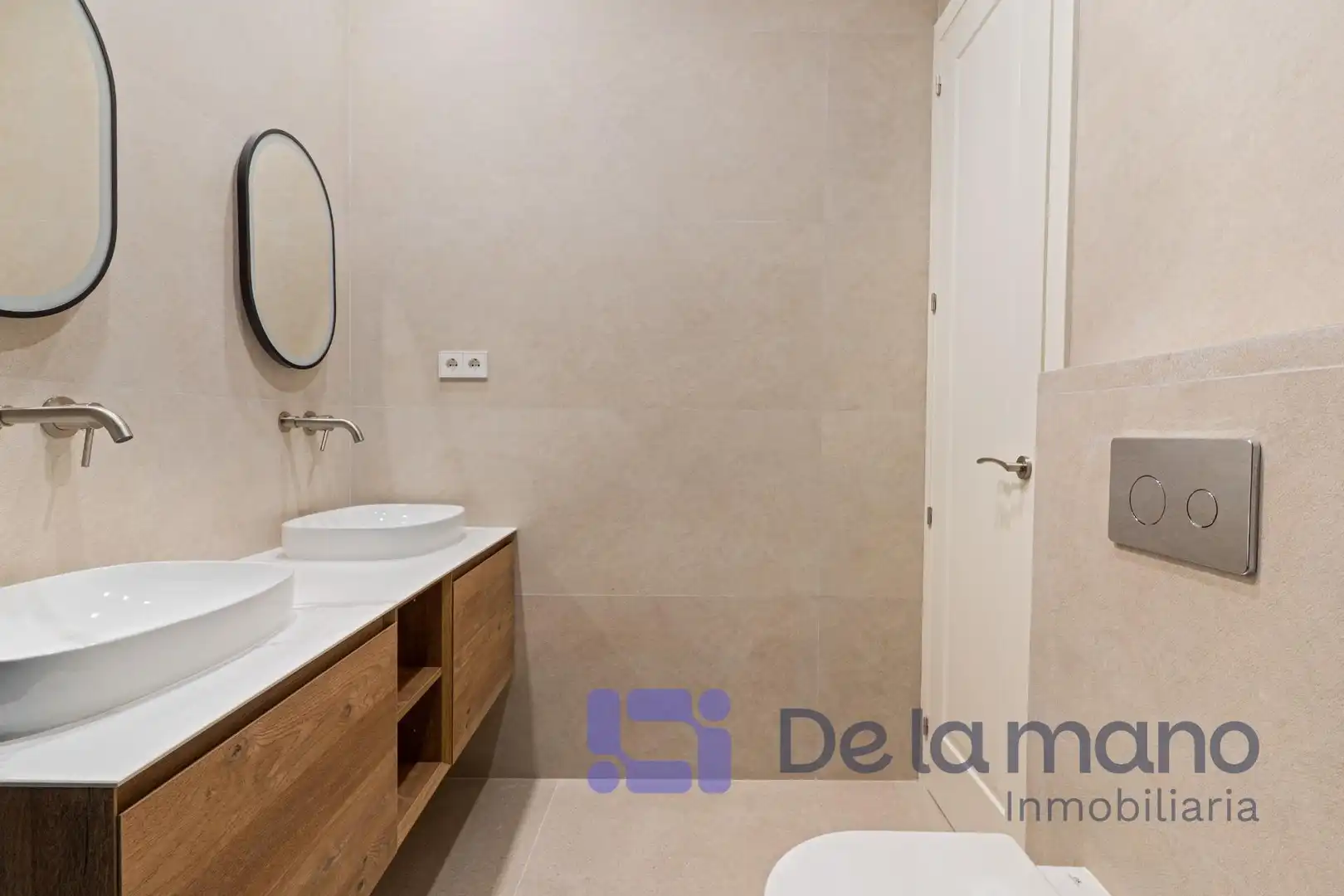 Baño de Piso en venta en Madrid con Aire acondicionado, Calefacción y Balcón