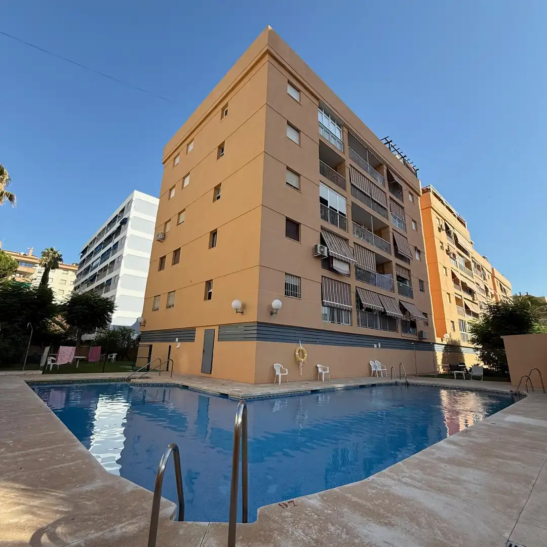 Wohnung mit Pool zum Verkauf in Calle RODRIGO TRIANA