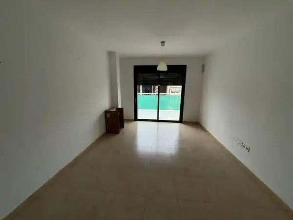 Piso con ascensor en venta en Calle GRANADO, imagen 3