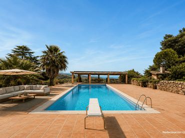 Casa amb piscina en venda a Alella