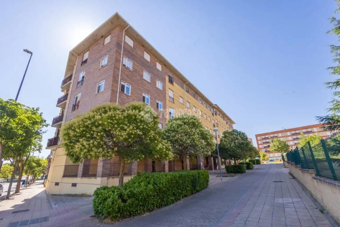 Vista exterior de Piso en venta en Salamanca con Aire acondicionado, Terraza y Trastero