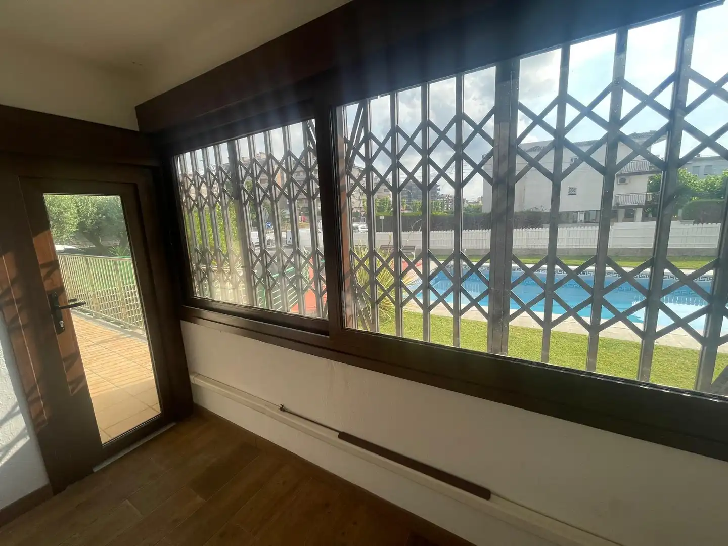 Terrasse von Erdgeschoss zum Verkauf in Cunit mit Klimaanlage, Privatgarten und Terrasse