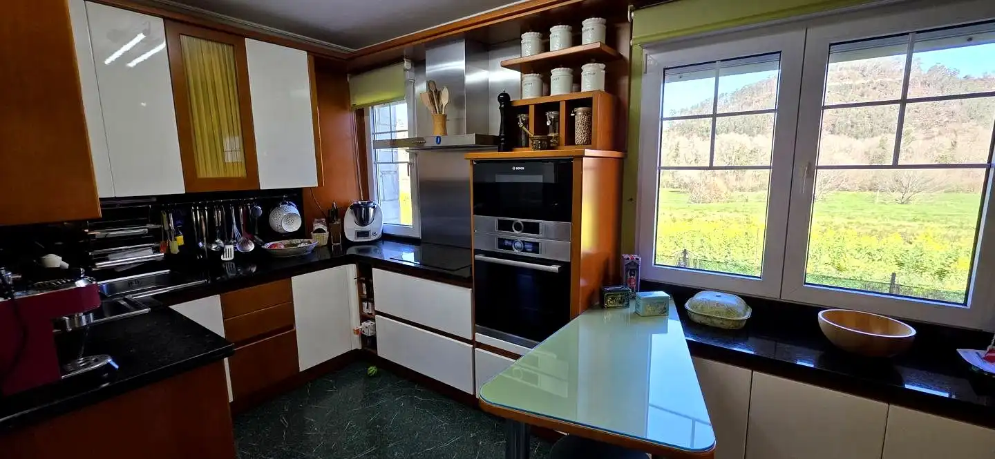 Kitchen of Houses for sale in Valdés - Luarca  with Heating, Private garden and Parquet flooring