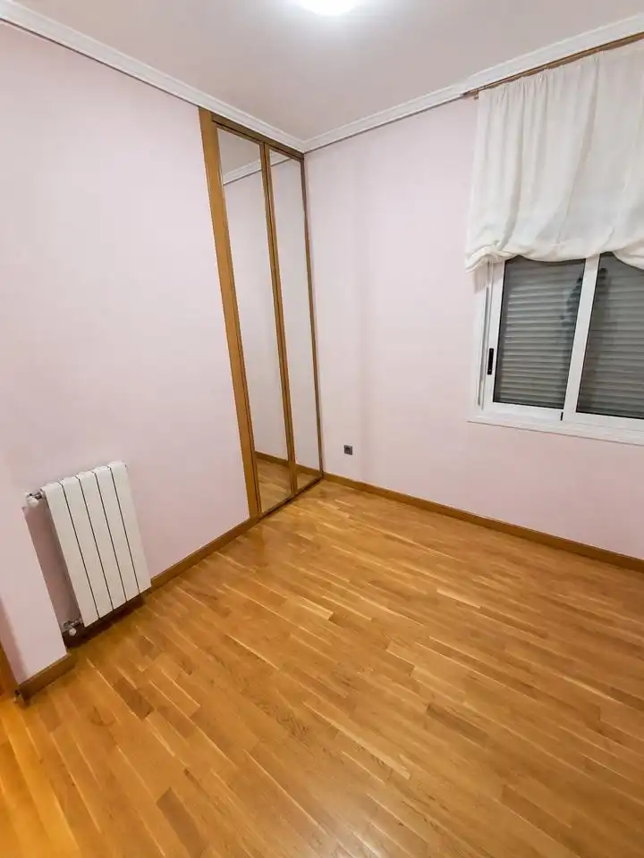 Schlafzimmer von Wohnung zum Verkauf in Zaragoza mit Klimaanlage, Heizung und Parkett