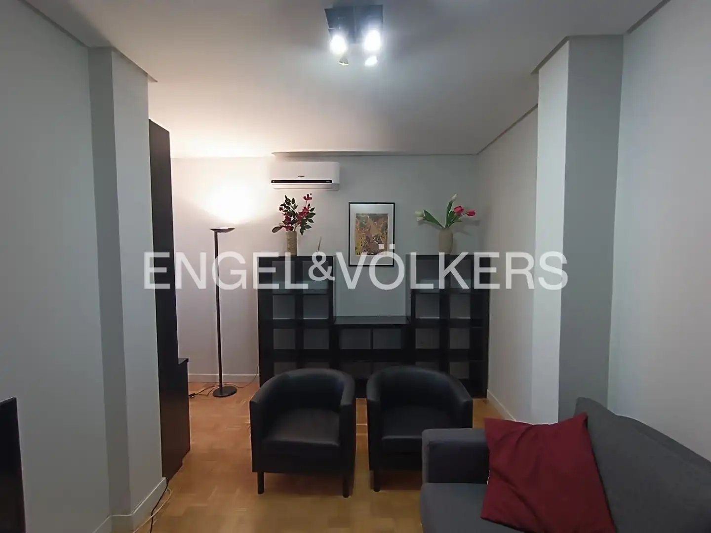 Flat with lift to rent in Doctor Castelo, imagen 2