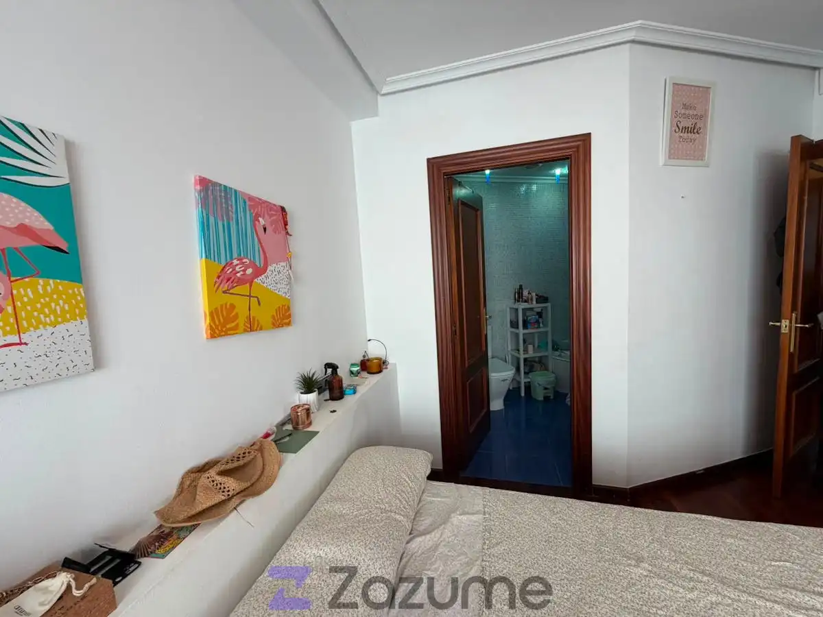 Habitación de Piso de alquiler en Valencia con Parquet, Amueblado y Horno