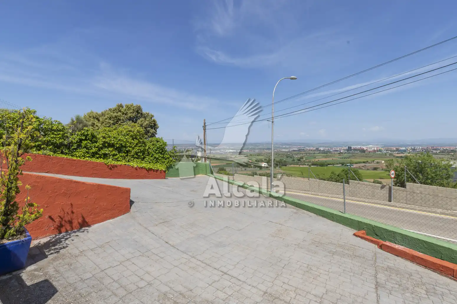 Casa o xalet en venda a El Clavín - Valdeluz