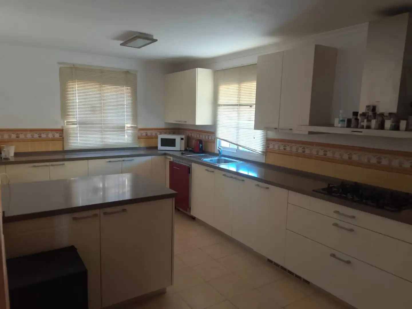 Küche von Haus oder Chalet zum Verkauf in Mijas mit Klimaanlage, Heizung und Privatgarten
