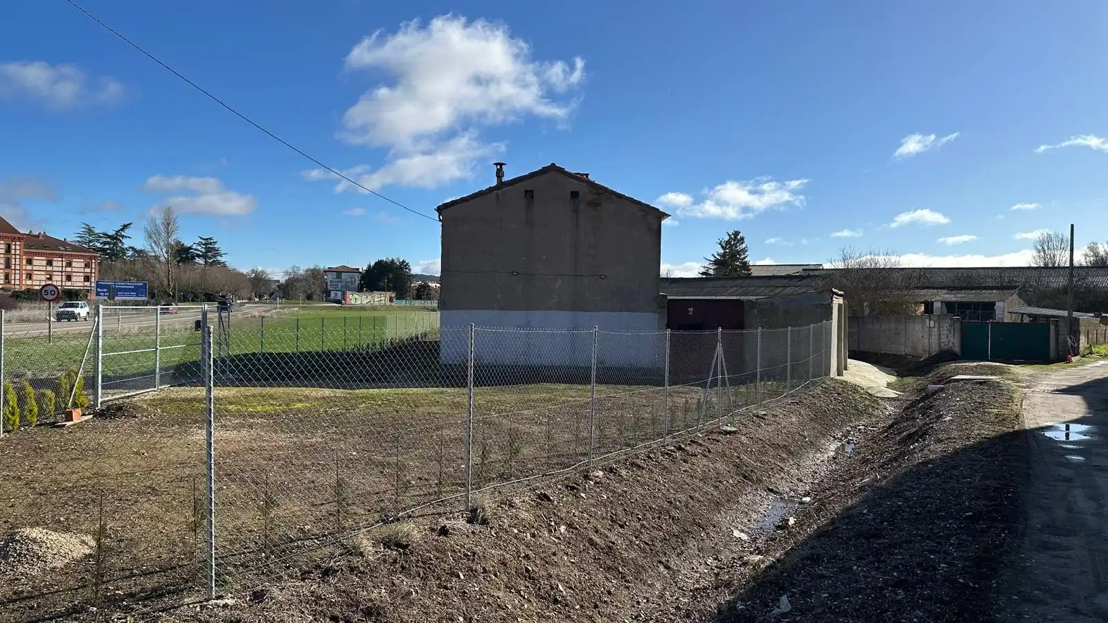 Casa o xalet en venda en Burgos amb Jardí privat i Traster