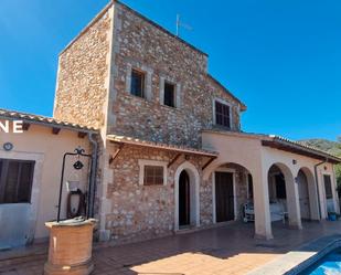 Vista exterior de Casa o xalet en venda en Santanyí amb Terrassa, Piscina i Balcó