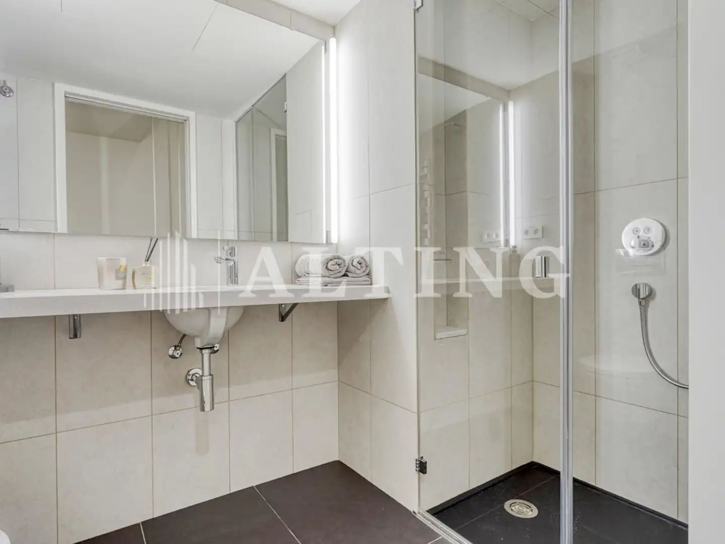 Appartamento con terrazza in vendita a Carrer Pau Claris, imagen 25