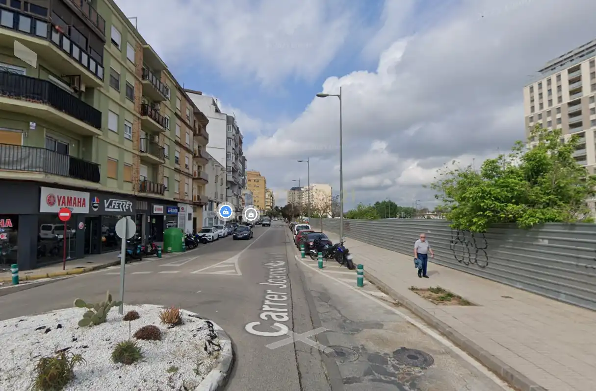 Außenansicht von Residential zum Verkauf in Alzira