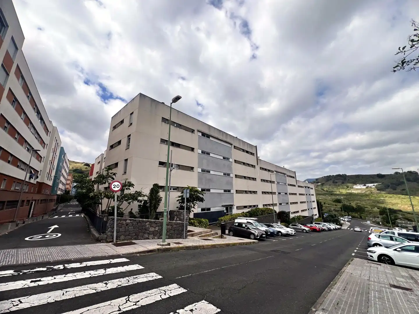 Vista exterior de Piso en venta en Las Palmas de Gran Canaria con Trastero y Alarma