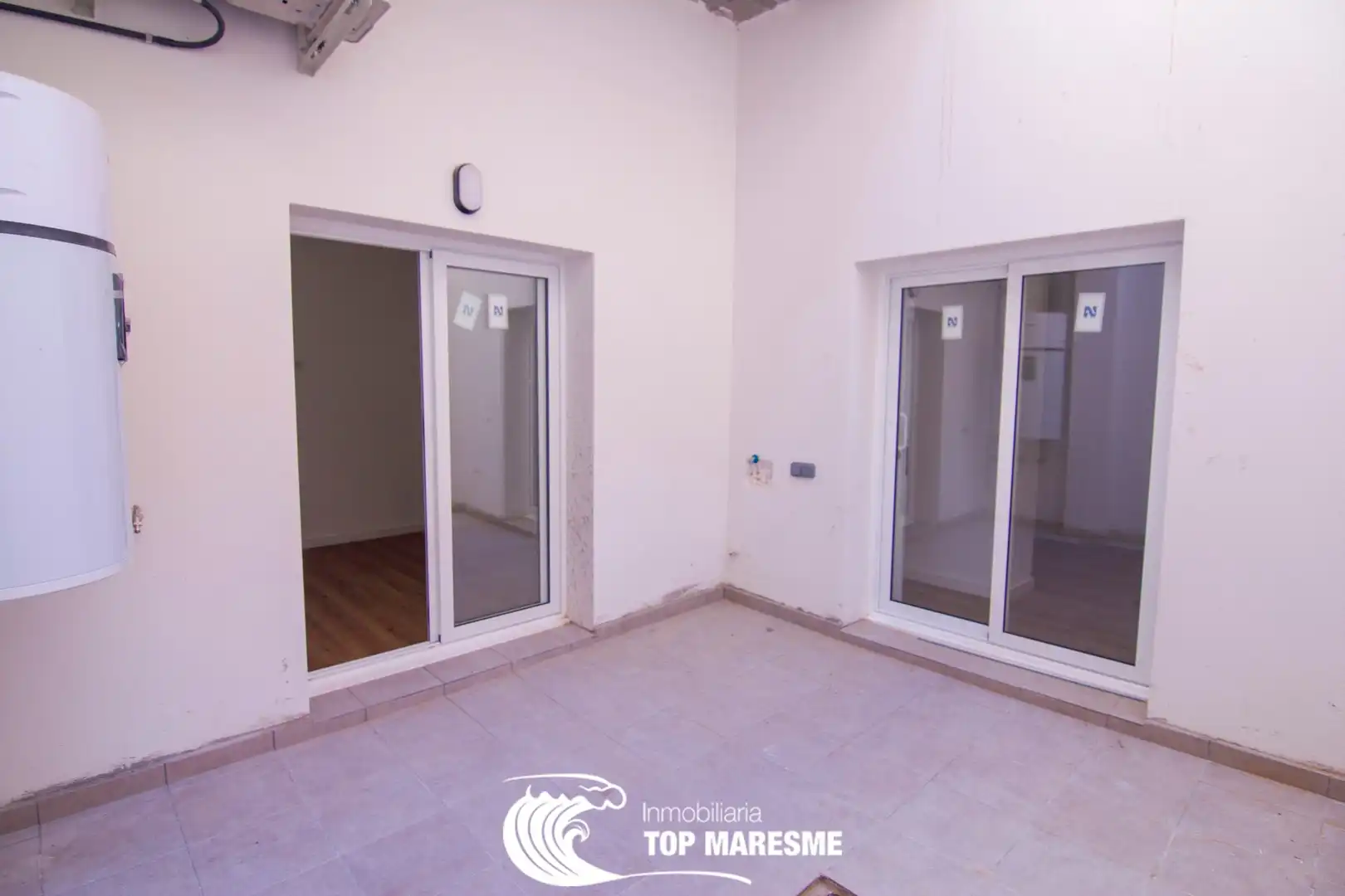 Planta baja en venta en Canovelles con Aire acondicionado, Calefacción y Terraza