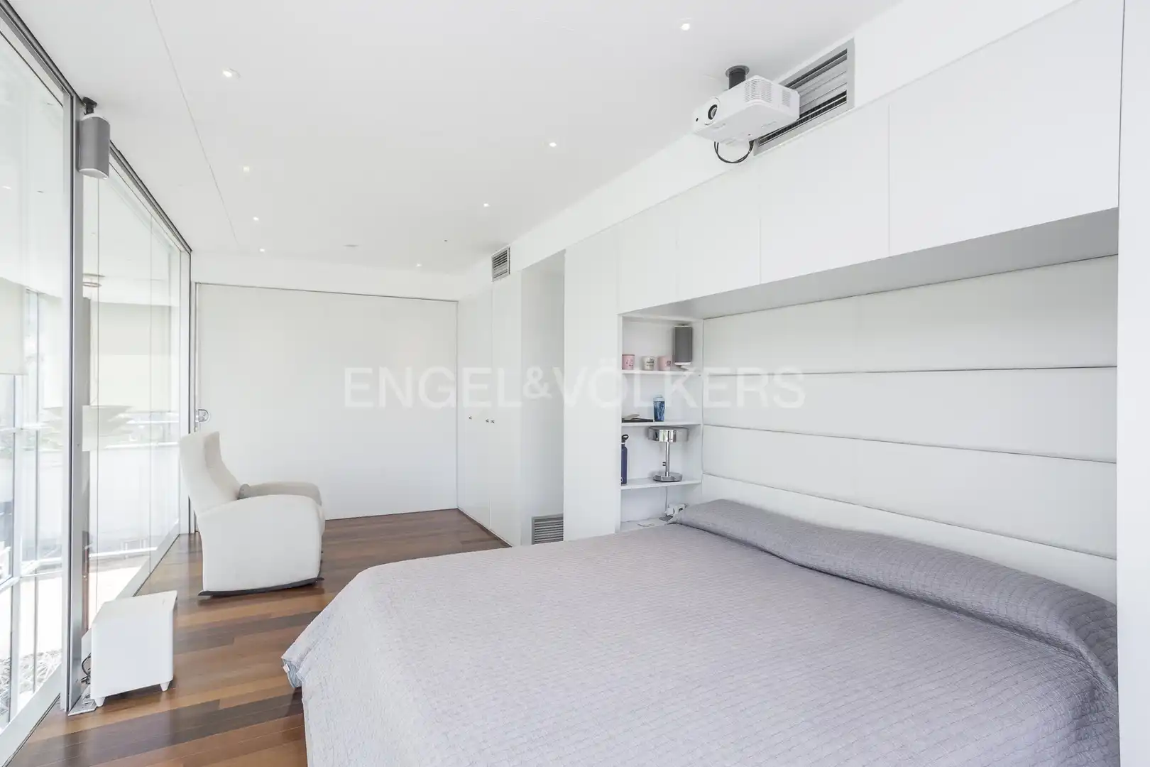 Habitación de Casa o chalet en venta en El Papiol con Aire acondicionado, Calefacción y Jardín privado