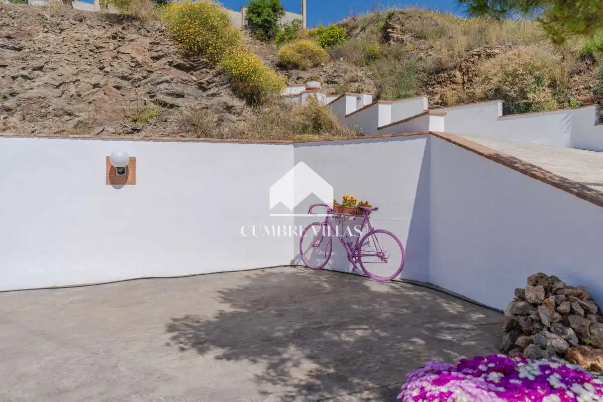Casa rústica amb jardí en venda a Ítrabo, imagen 82